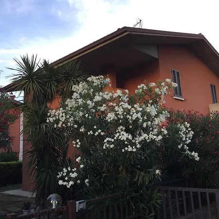 La Casa Di Rivo 게스트하우스 데센자노델가르다